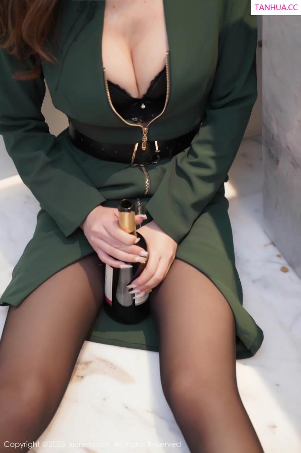 月野兔美妞 贵贵Isabelle [XiuRen]高清写真图 2023.10.24 No.7553 月野兔美妞 黑丝美臀第10张图片
